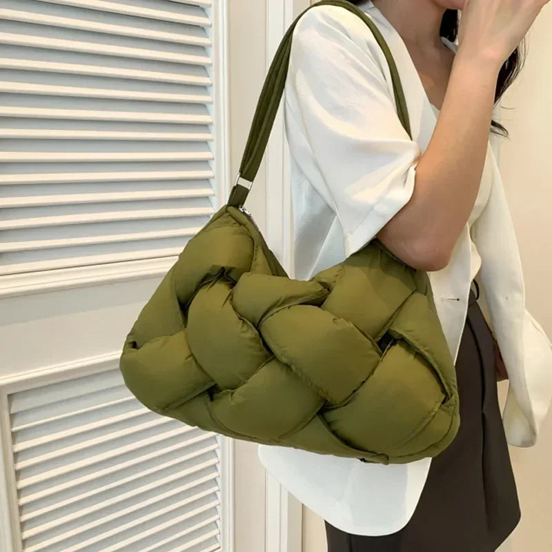 Bolsa Puff Space: Leveza, Estilo e Muito Espaço para o Seu Dia