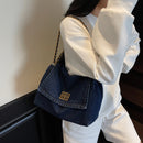 Bolsa Jeans com Corrente – Estilo Casual e Espaço de Sobra para o Dia a Dia