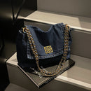 Bolsa Jeans com Corrente – Estilo Casual e Espaço de Sobra para o Dia a Dia