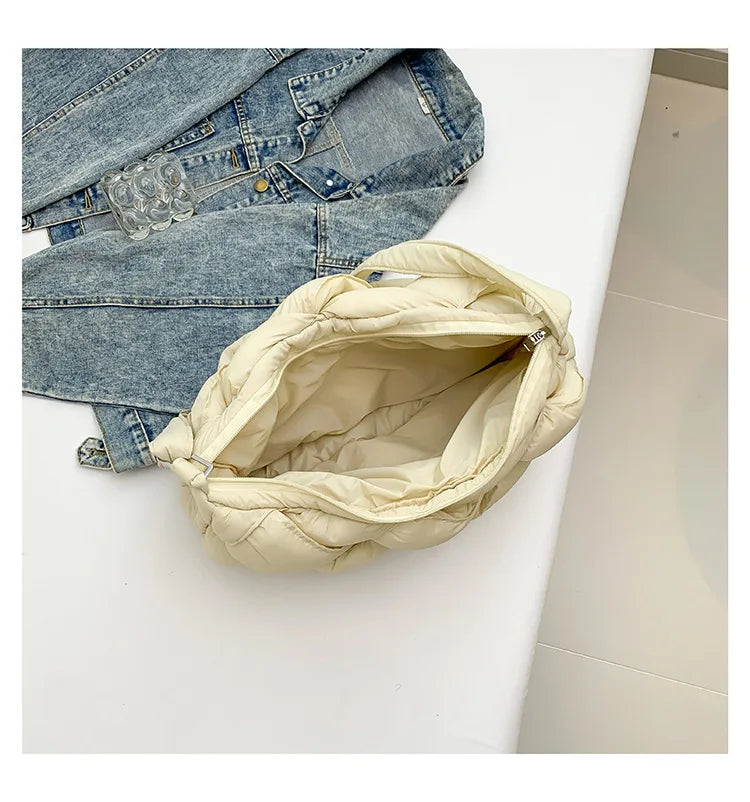 Bolsa Puff Space: Leveza, Estilo e Muito Espaço para o Seu Dia
