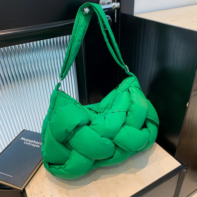 Bolsa Puff Space: Leveza, Estilo e Muito Espaço para o Seu Dia