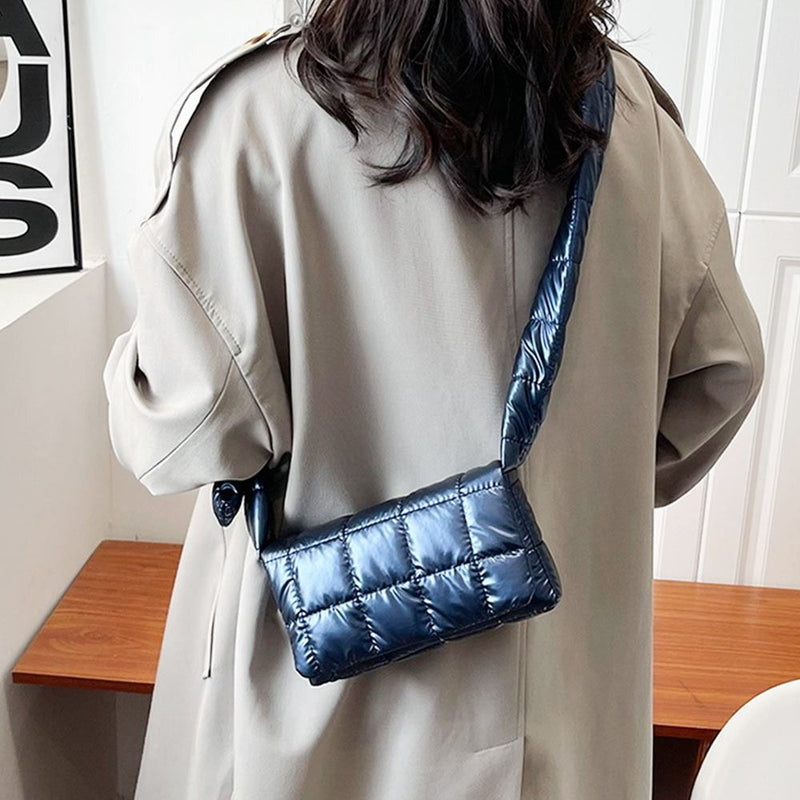 Bolsa puffer transpassada acolchoada luxuosa
