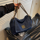 Bolsa Jeans com Corrente – Estilo Casual e Espaço de Sobra para o Dia a Dia