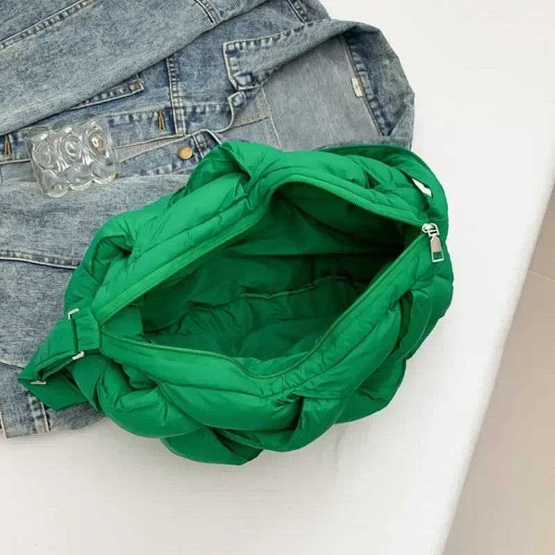Bolsa Puff Space: Leveza, Estilo e Muito Espaço para o Seu Dia