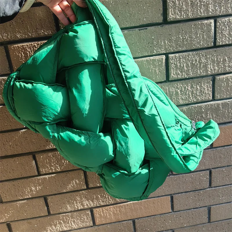 Bolsa Puff Space: Leveza, Estilo e Muito Espaço para o Seu Dia
