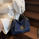 Bolsa Jeans com Corrente – Estilo Casual e Espaço de Sobra para o Dia a Dia