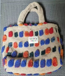 Bolsa Retro Plush Dots – Estilo Fofo, Toque Macio e Muito Espaço